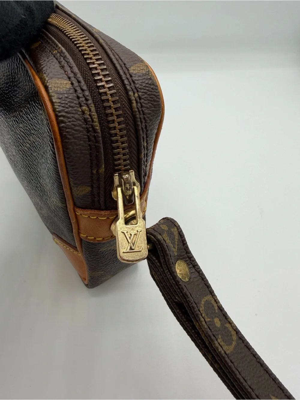 Louis Vuitton rank ab